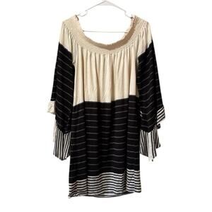 Vala By Joy Han Women Size Large Off Shoulder Flowing Blouse USA Made Classic